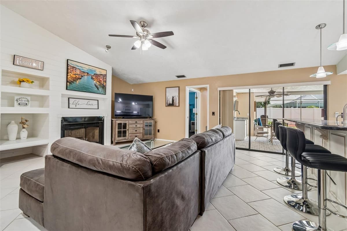 1563 MISTY PLATEAU TRAIL — photo 16 of 62
