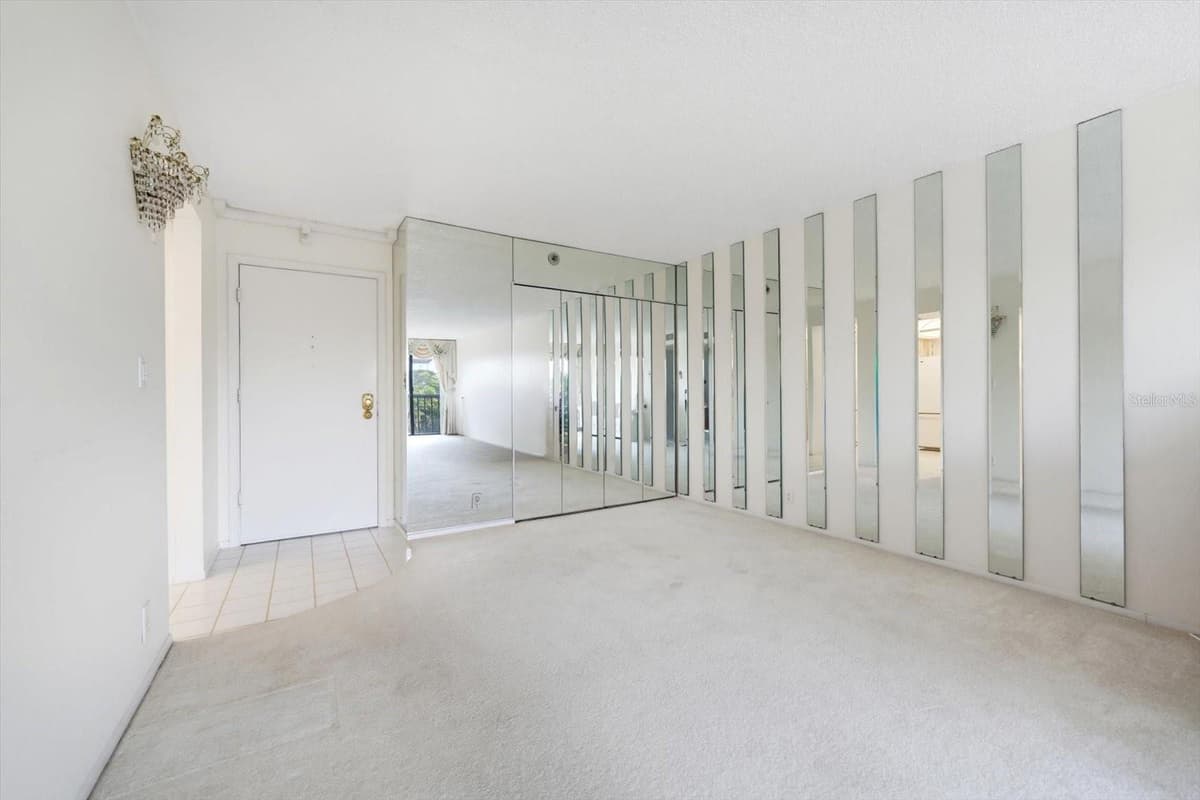 255 DOLPHIN POINT — photo 3 of 35