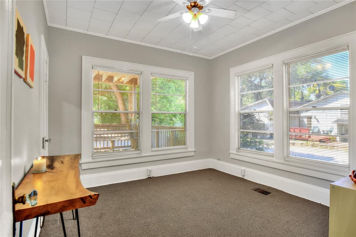 211 PARK STREET — photo 18 of 51