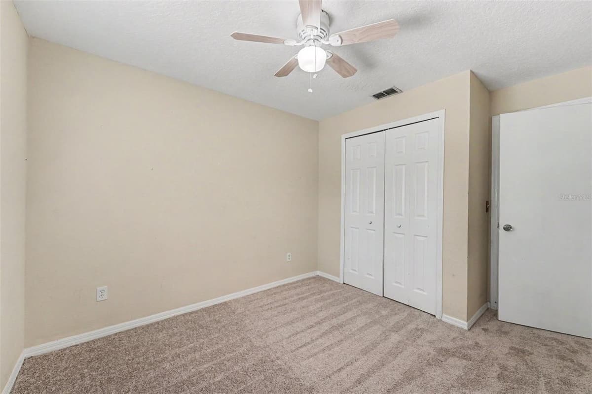 930 OAK FOREST DRIVE — photo 18 of 30
