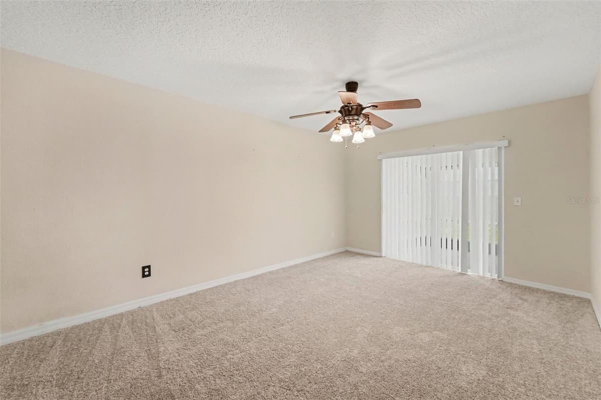 930 OAK FOREST DRIVE — photo 19 of 30