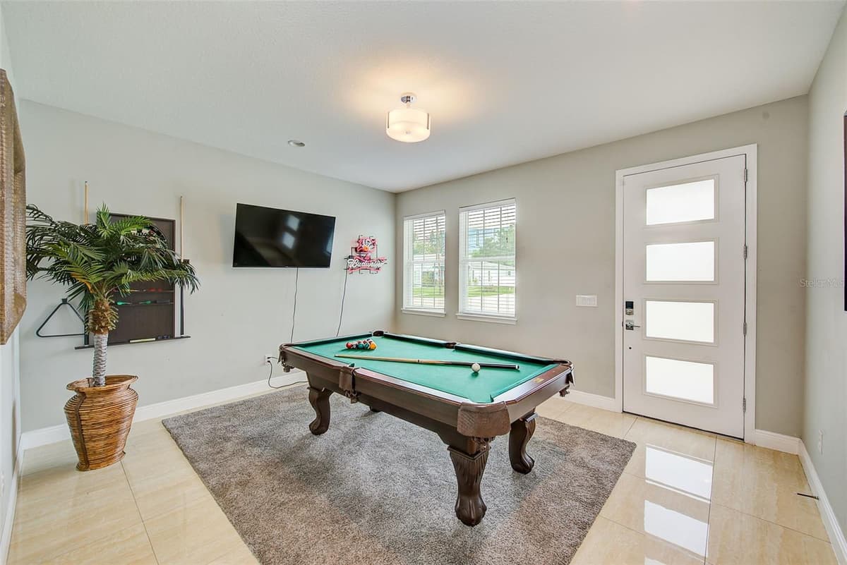 4301 NASSAU STREET — photo 26 of 37