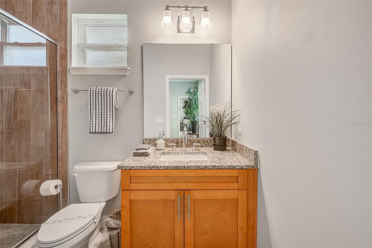 4301 NASSAU STREET — photo 19 of 37