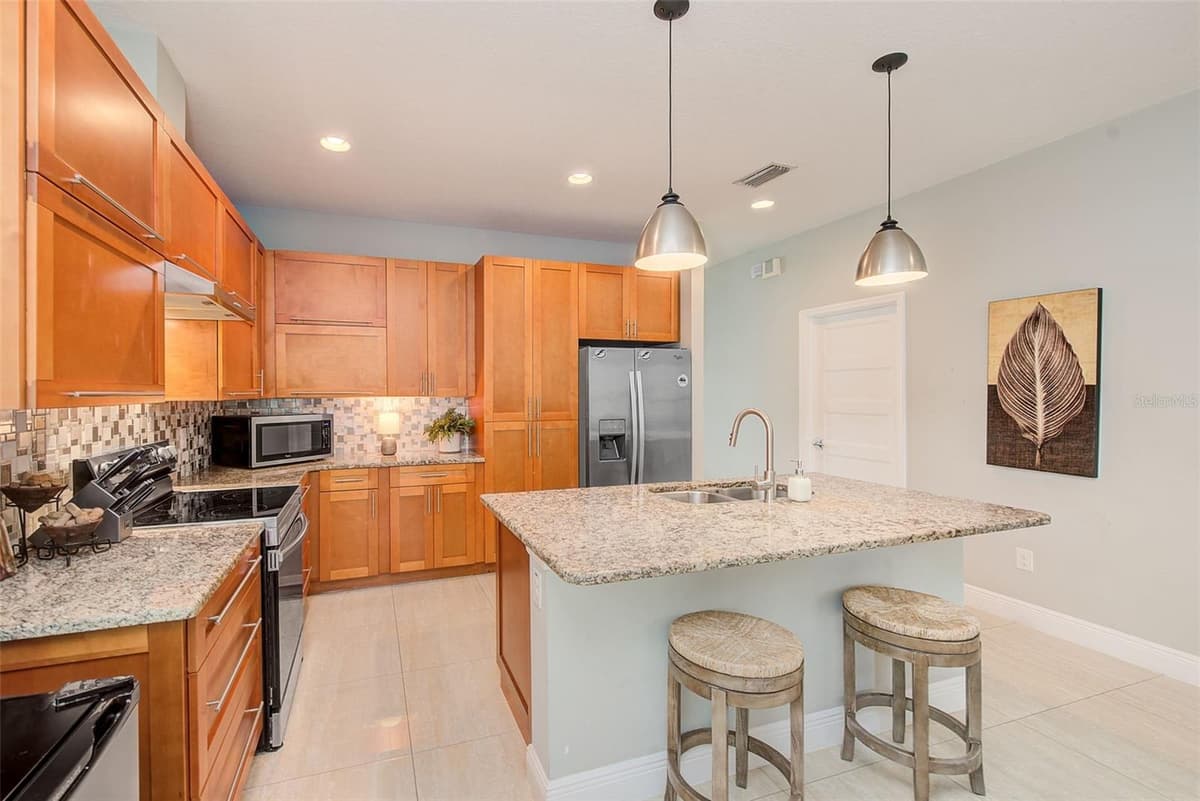 4301 NASSAU STREET — photo 7 of 37