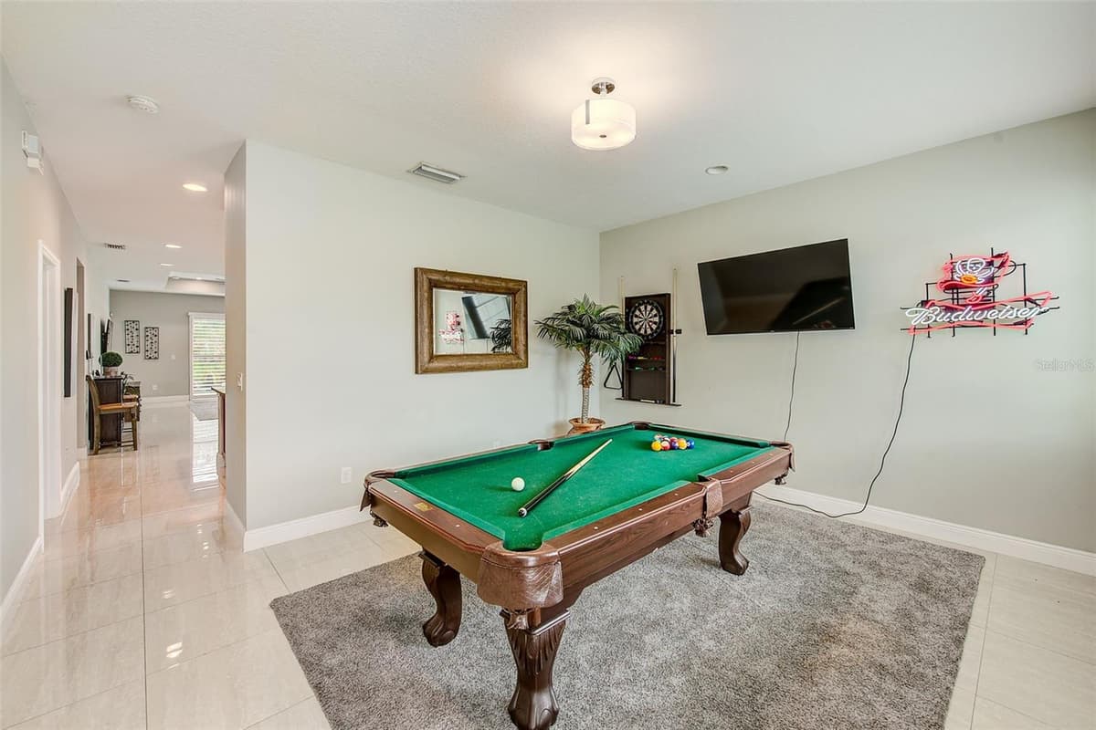 4301 NASSAU STREET — photo 27 of 37