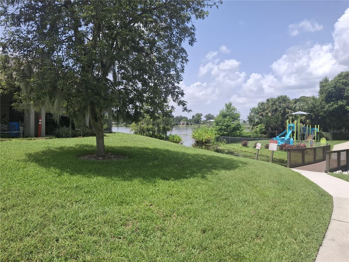 602 WOODRIDGE DRIVE — photo 39 of 40