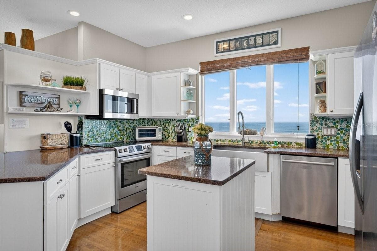 3319 OCEAN SHORE BOULEVARD — photo 14 of 67
