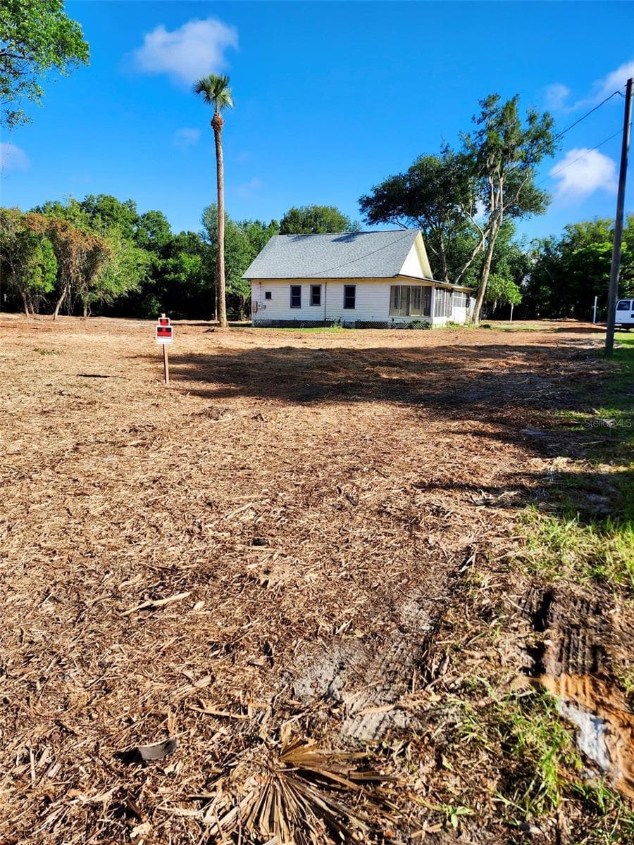 450 OLD GENEVA ROAD — photo 8 of 33