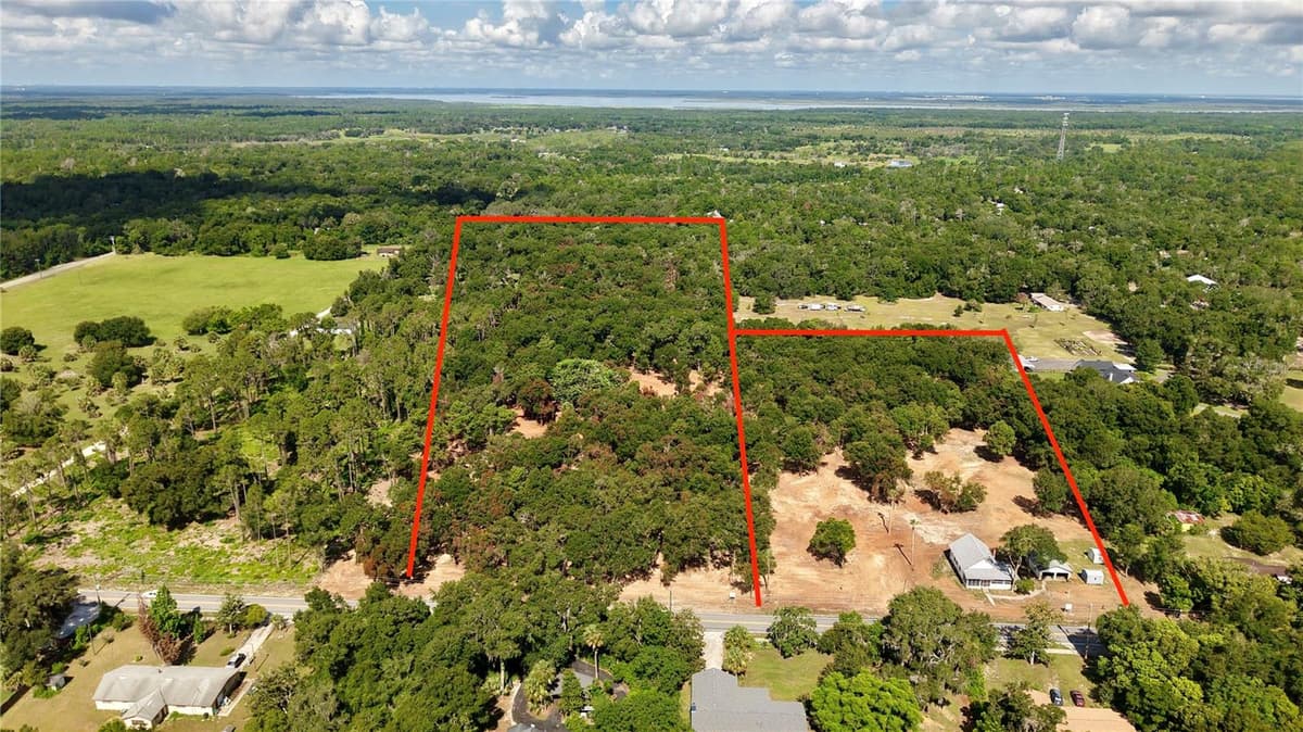 450 OLD GENEVA ROAD — photo 3 of 33