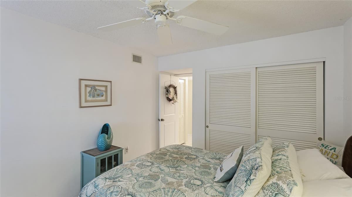 1109 EDGEWATER CIRCLE — photo 23 of 73
