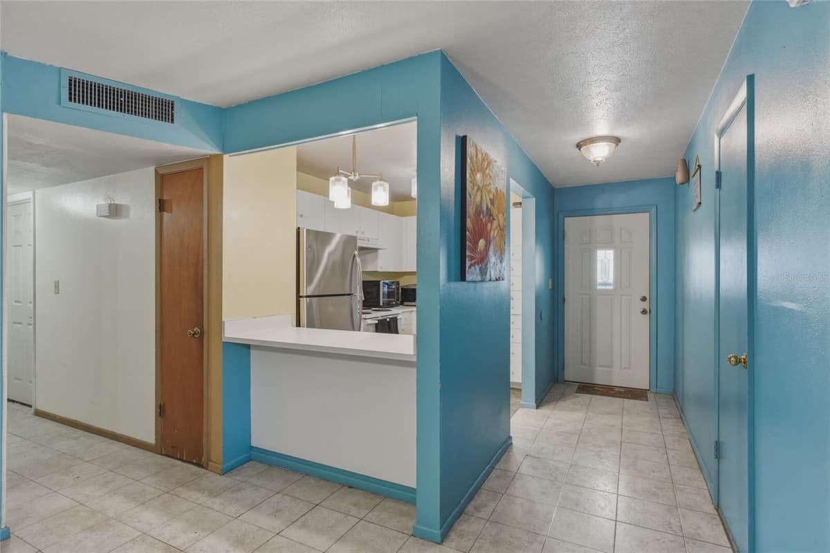 965 ALLENDALE STREET — photo 8 of 28