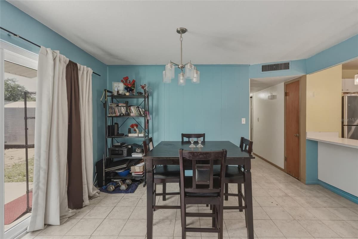965 ALLENDALE STREET — photo 7 of 28