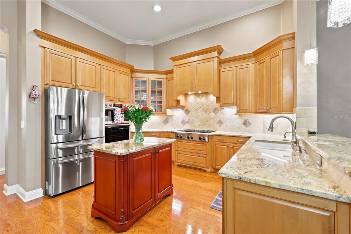 7049 TIMBER RIDGE WAY — photo 6 of 69