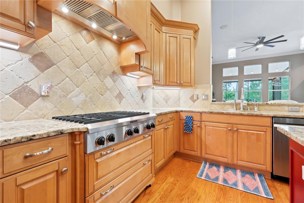 7049 TIMBER RIDGE WAY — photo 9 of 69