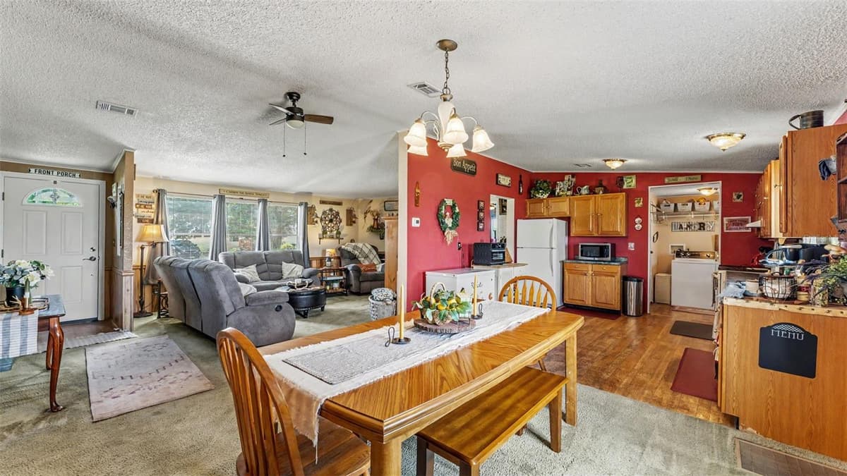 1329 ASHLEE COURT — photo 17 of 46