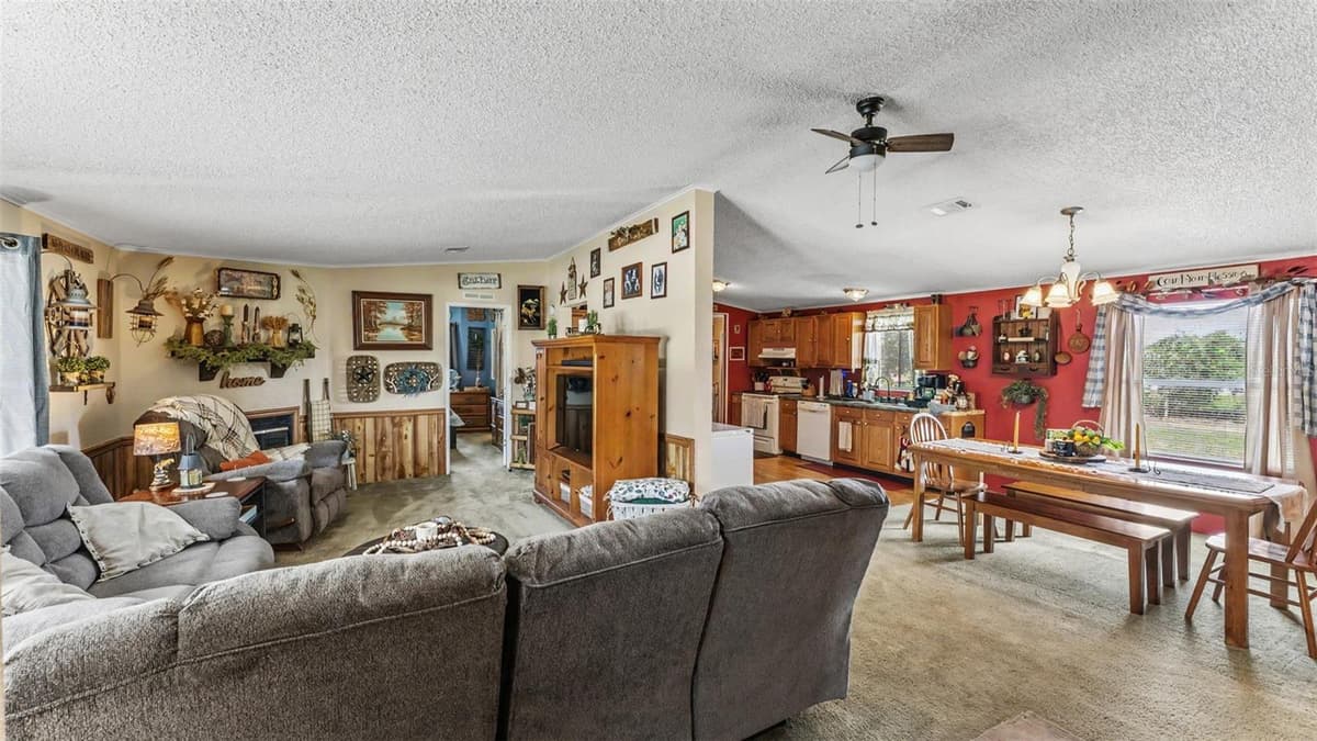 1329 ASHLEE COURT — photo 11 of 46
