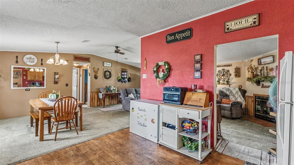 1329 ASHLEE COURT — photo 20 of 46