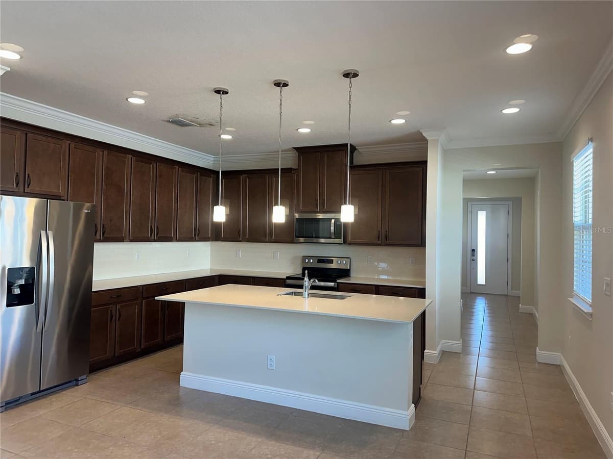 3430 SAGEBRUSH STREET — photo 4 of 26