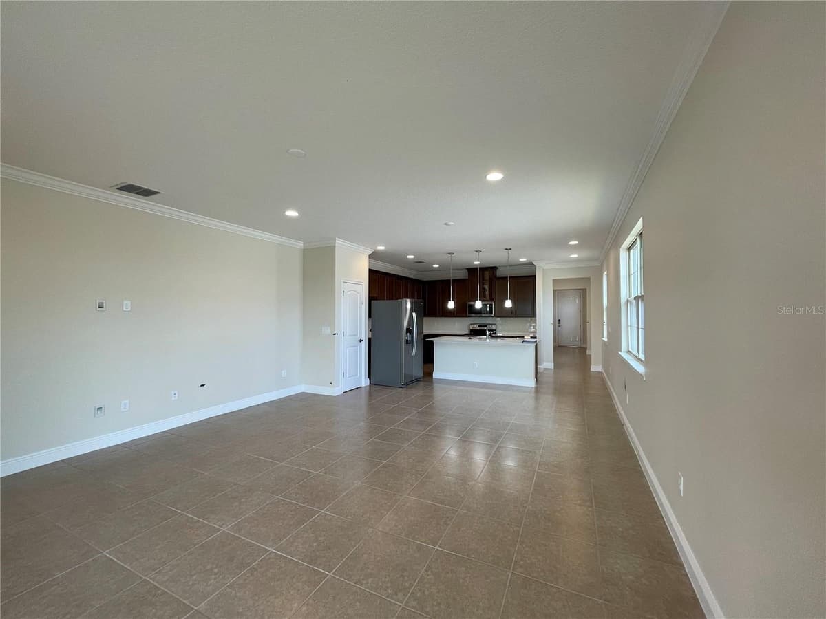 3430 SAGEBRUSH STREET — photo 3 of 26