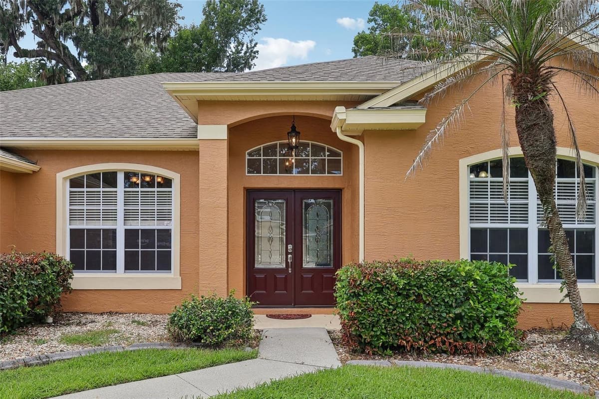 1016 WINDING WATERS CIRCLE — photo 3 of 46