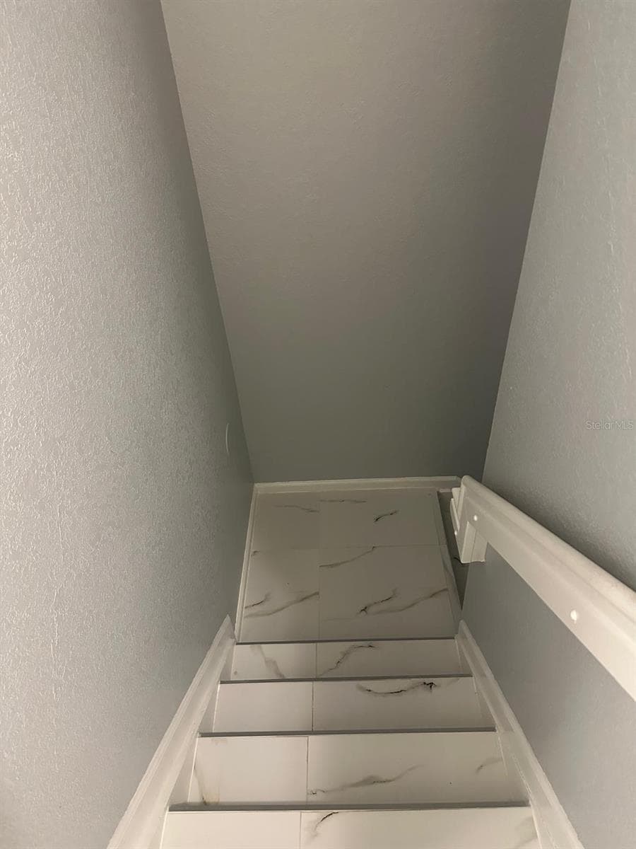 1452 SE 24TH AVE — photo 17 of 21