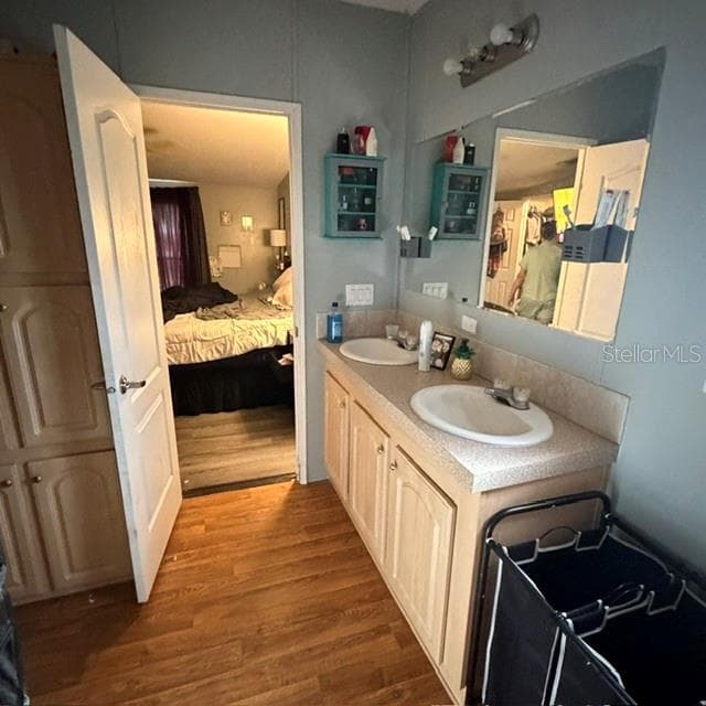 7651 DERBY OAKS DRIVE — photo 12 of 16