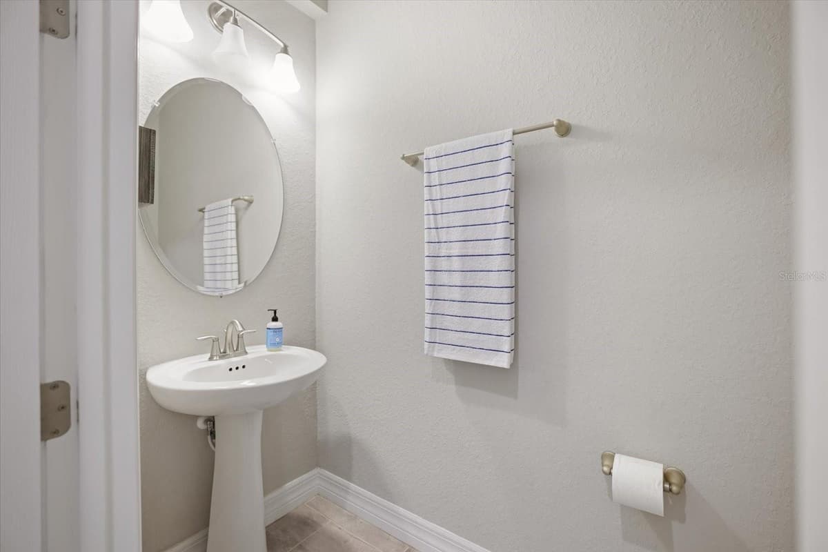 12120 GANNETT PLACE — photo 25 of 89