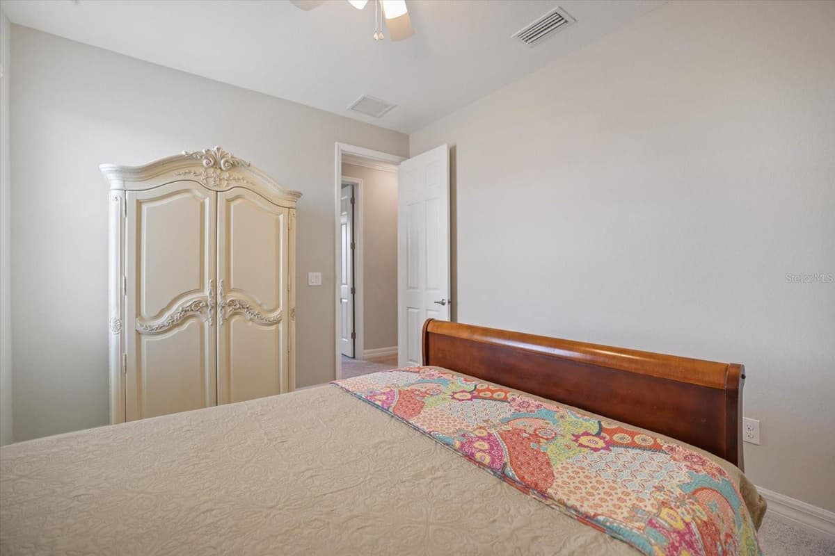 12120 GANNETT PLACE — photo 43 of 89