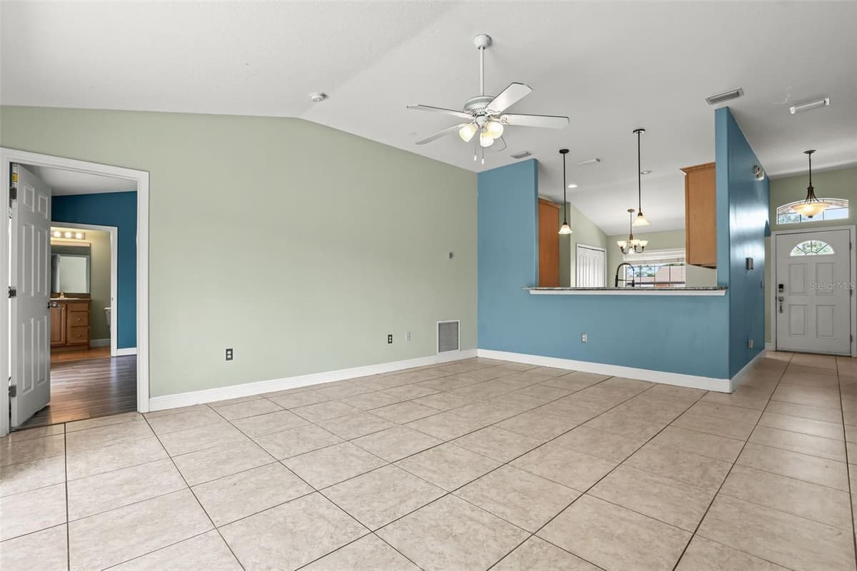 2063 MONTEREY DRIVE — photo 10 of 36