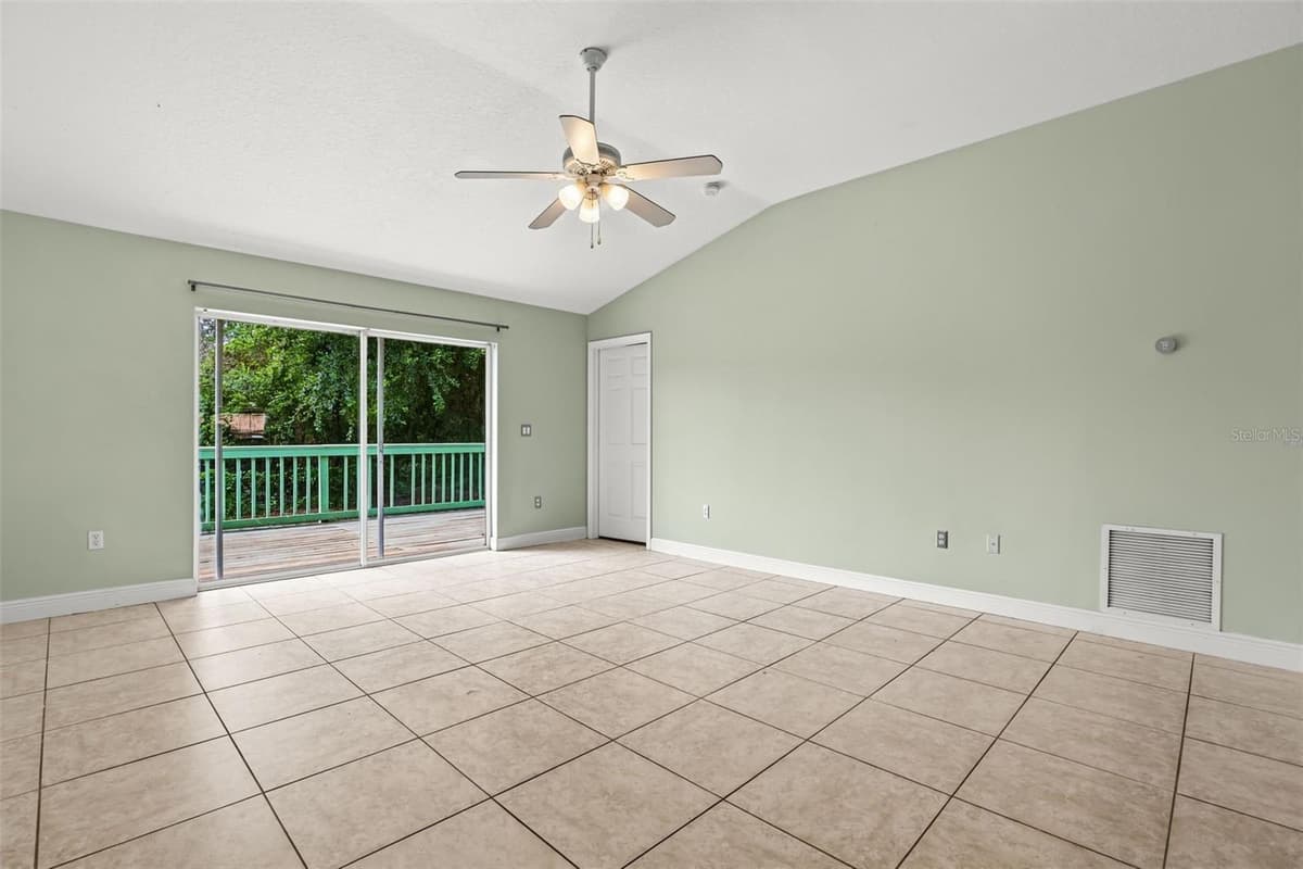 2063 MONTEREY DRIVE — photo 8 of 36