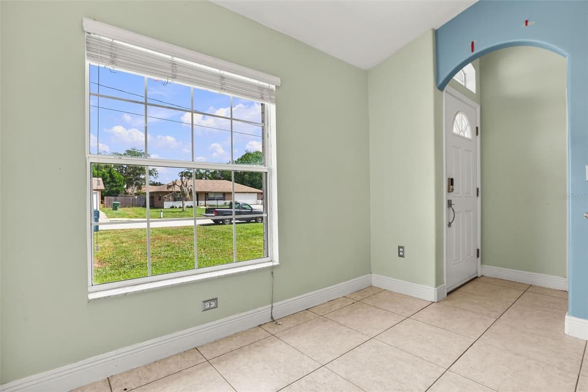2063 MONTEREY DRIVE — photo 11 of 36