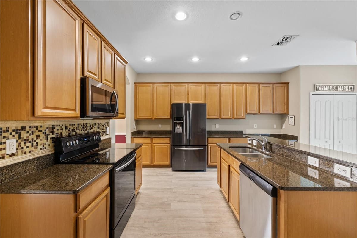 2841 TRINITY COTTAGE DRIVE — photo 9 of 58