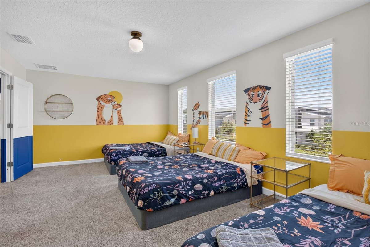 4536 TARGET BOULEVARD — photo 66 of 73