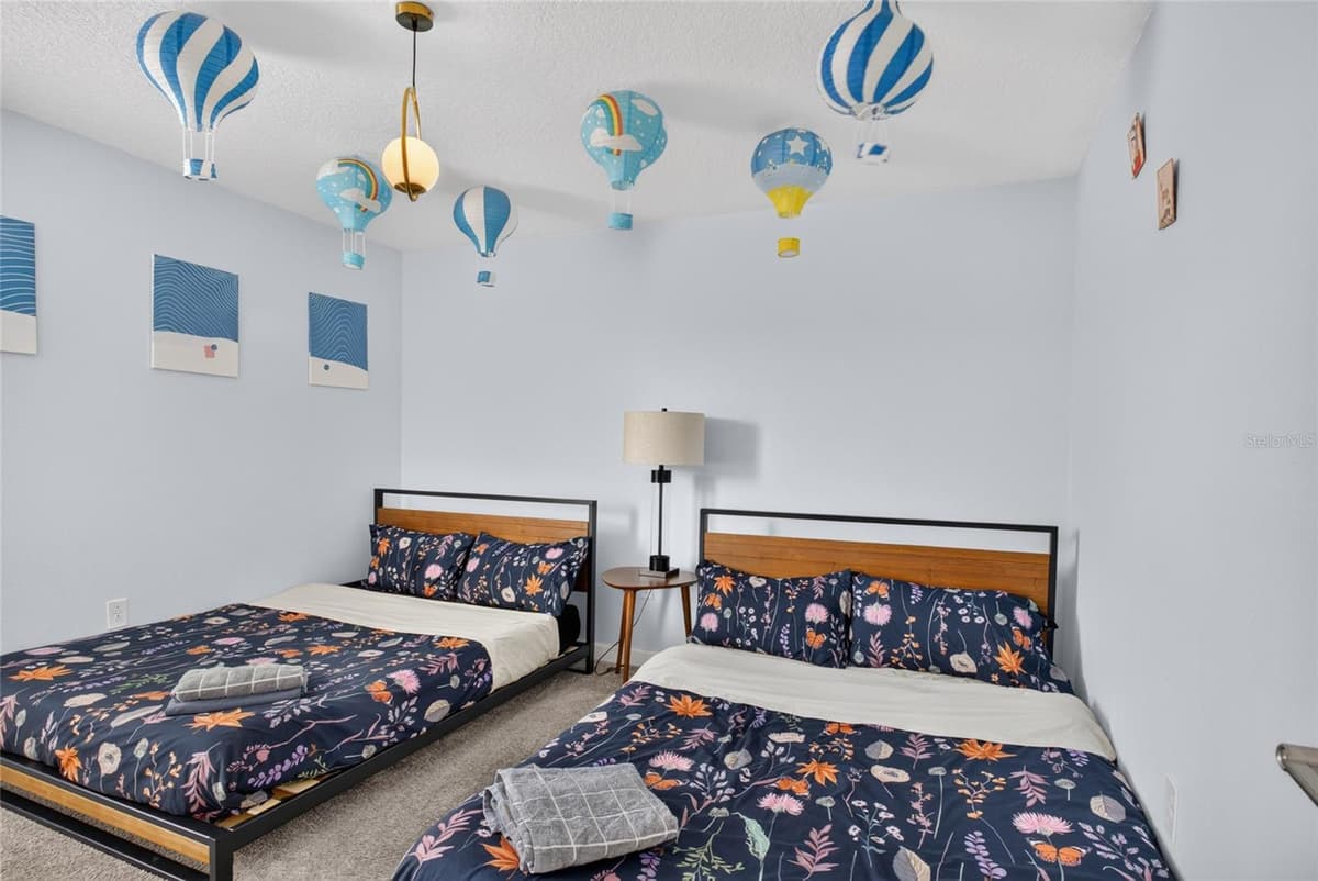 4536 TARGET BOULEVARD — photo 46 of 73