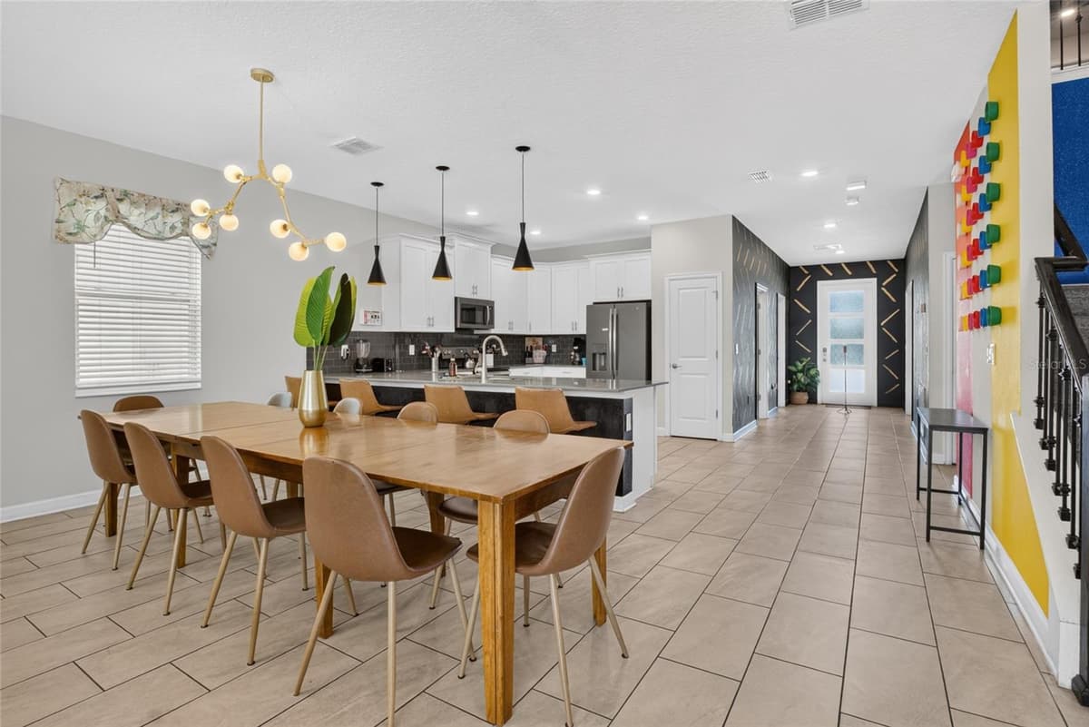4536 TARGET BOULEVARD — photo 16 of 73