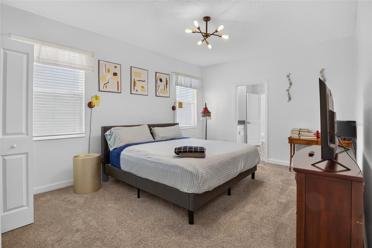 4536 TARGET BOULEVARD — photo 24 of 73