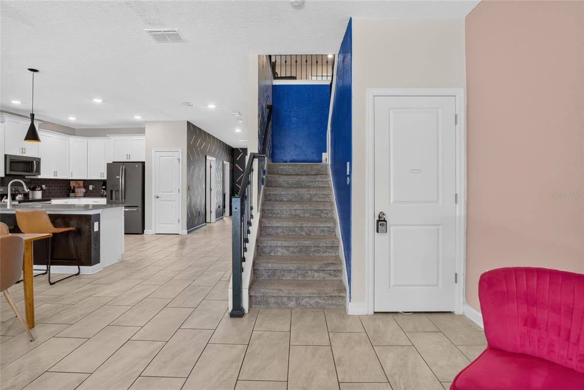 4536 TARGET BOULEVARD — photo 20 of 73