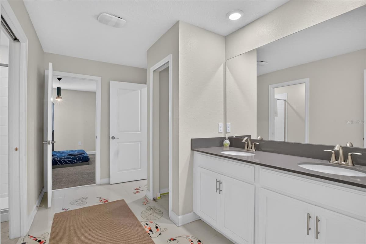 4536 TARGET BOULEVARD — photo 50 of 73