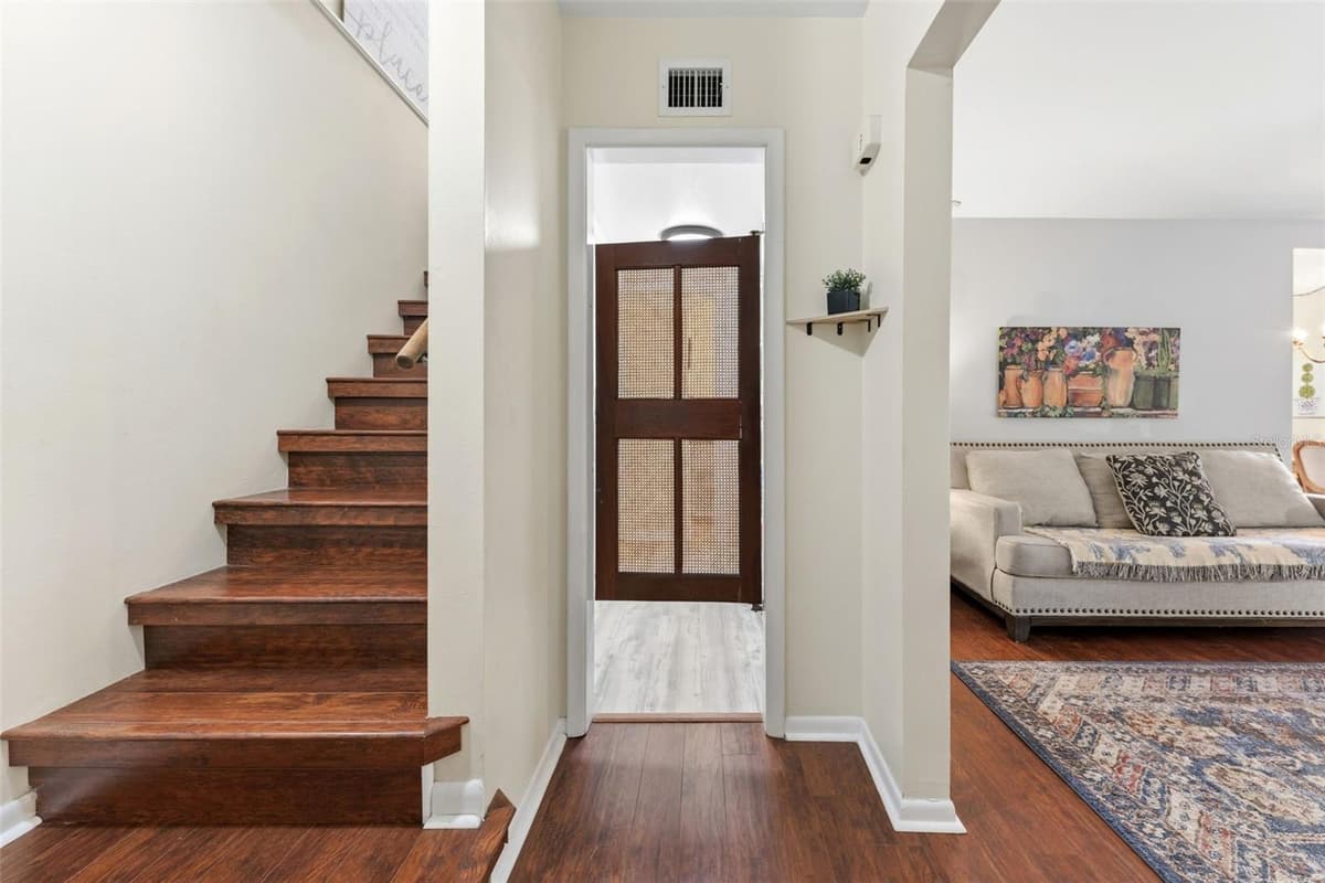 309 BELLE VIEW AVENUE — photo 6 of 50