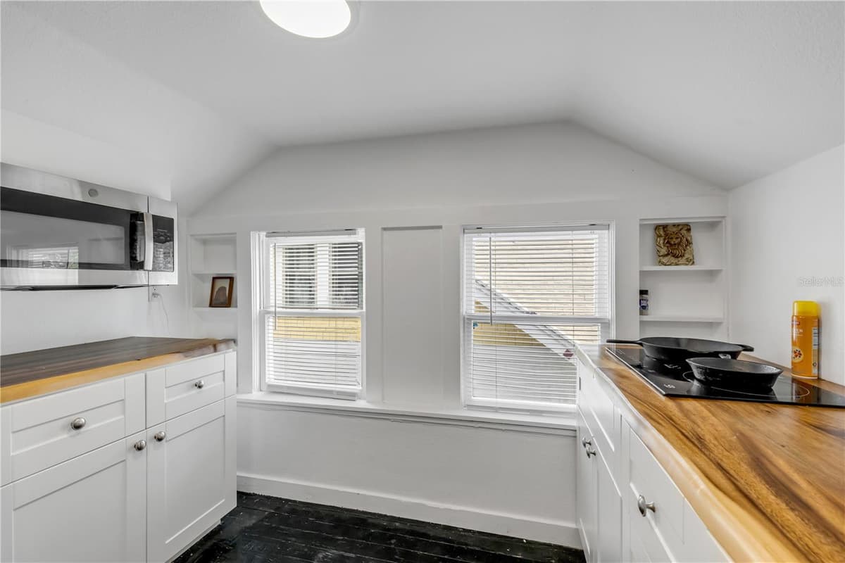 407 MAGNOLIA STREET — photo 33 of 63