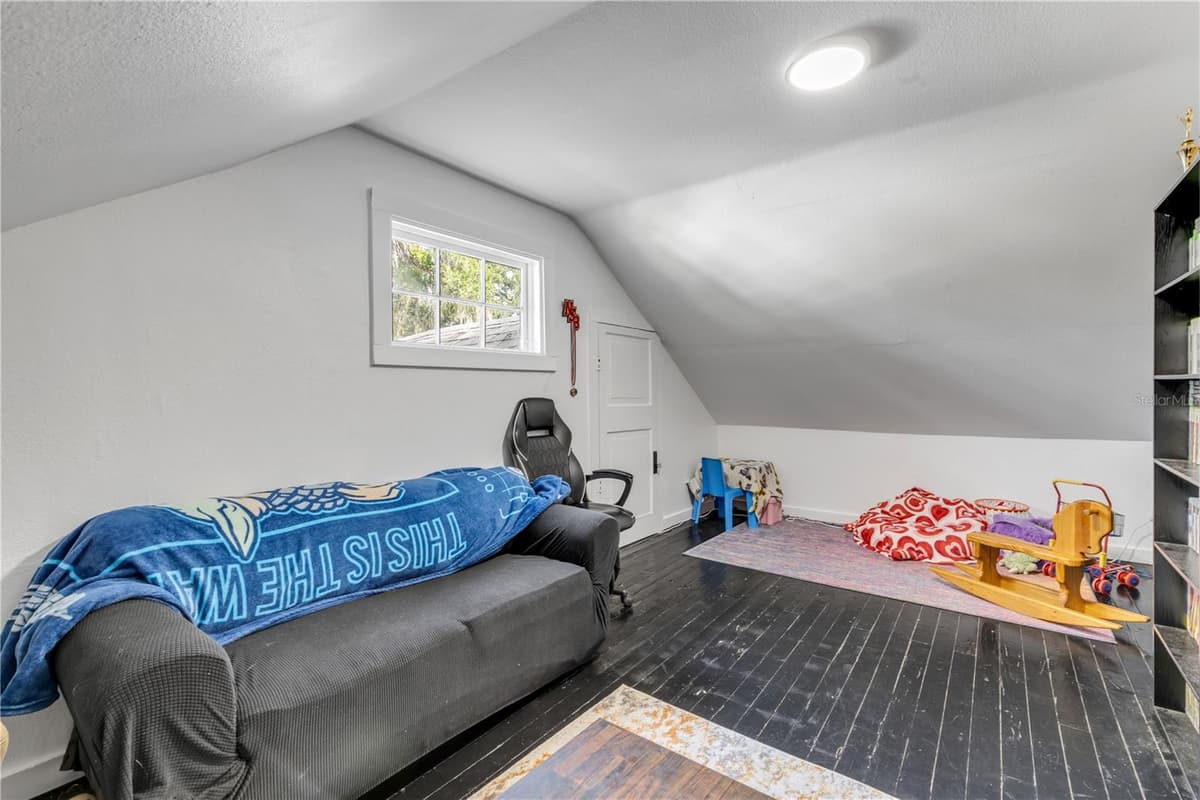 407 MAGNOLIA STREET — photo 26 of 63