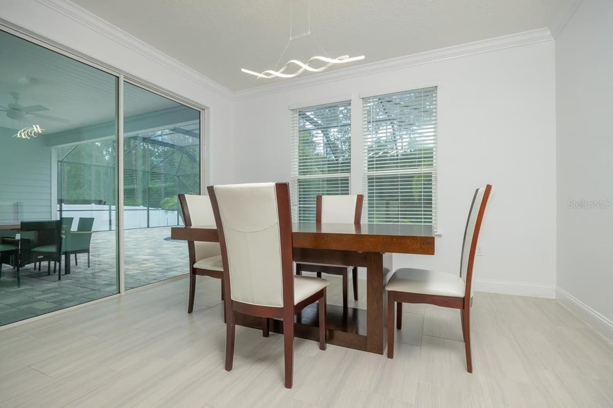 213 OLETA WAY — photo 13 of 30