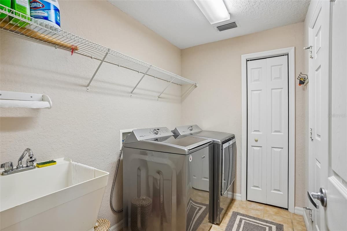 10172 MAINSAIL DRIVE — photo 36 of 58