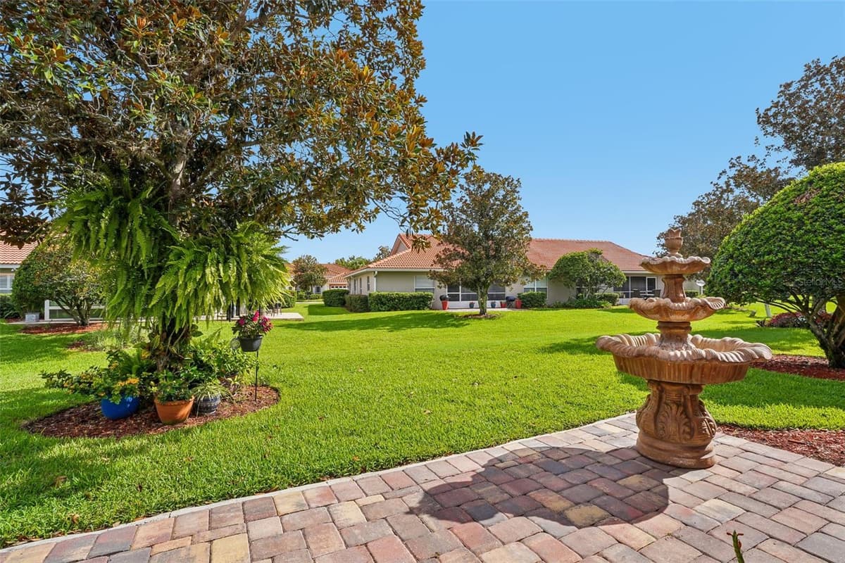 10172 MAINSAIL DRIVE — photo 10 of 58