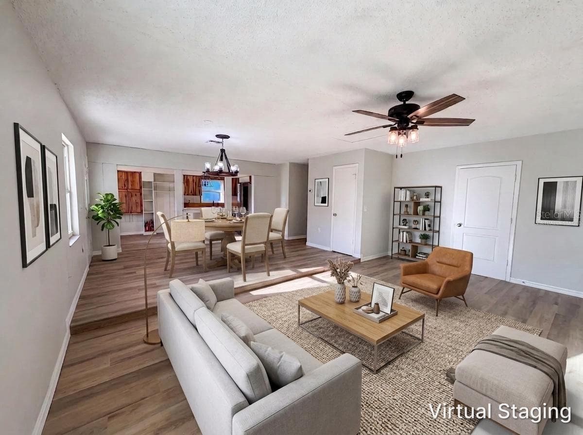 2230 SPRING HOLLOW DRIVE — photo 4 of 20