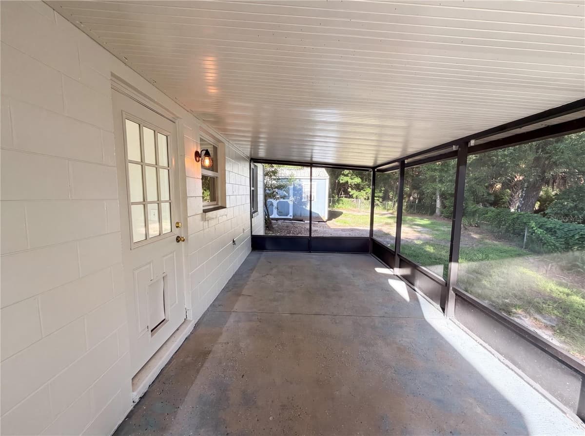 2230 SPRING HOLLOW DRIVE — photo 20 of 20