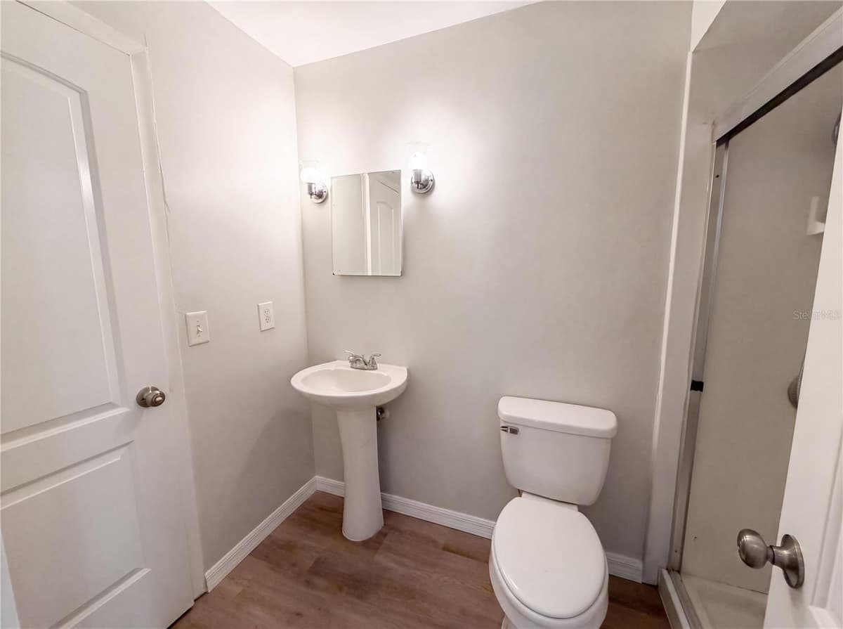 2230 SPRING HOLLOW DRIVE — photo 19 of 20