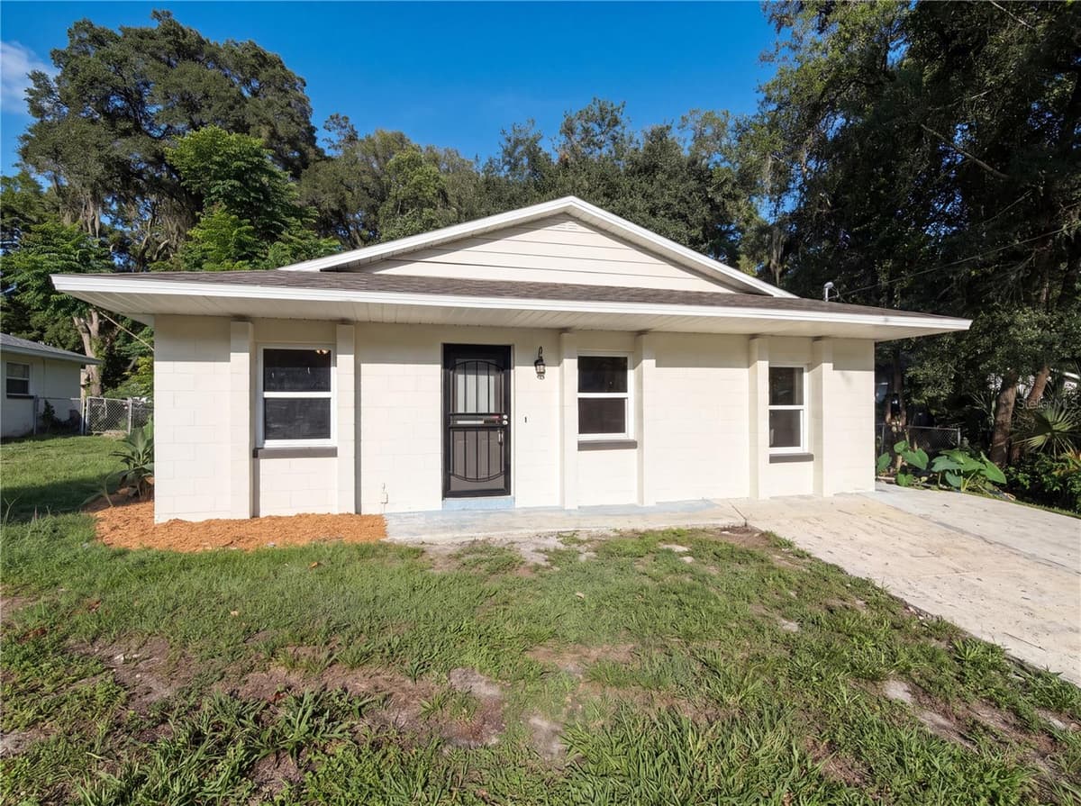 2230 SPRING HOLLOW DRIVE — photo 1 of 20