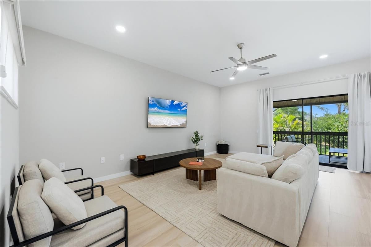 120 WOODLAND PLACE — photo 4 of 65