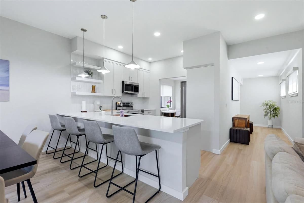 120 WOODLAND PLACE — photo 8 of 65
